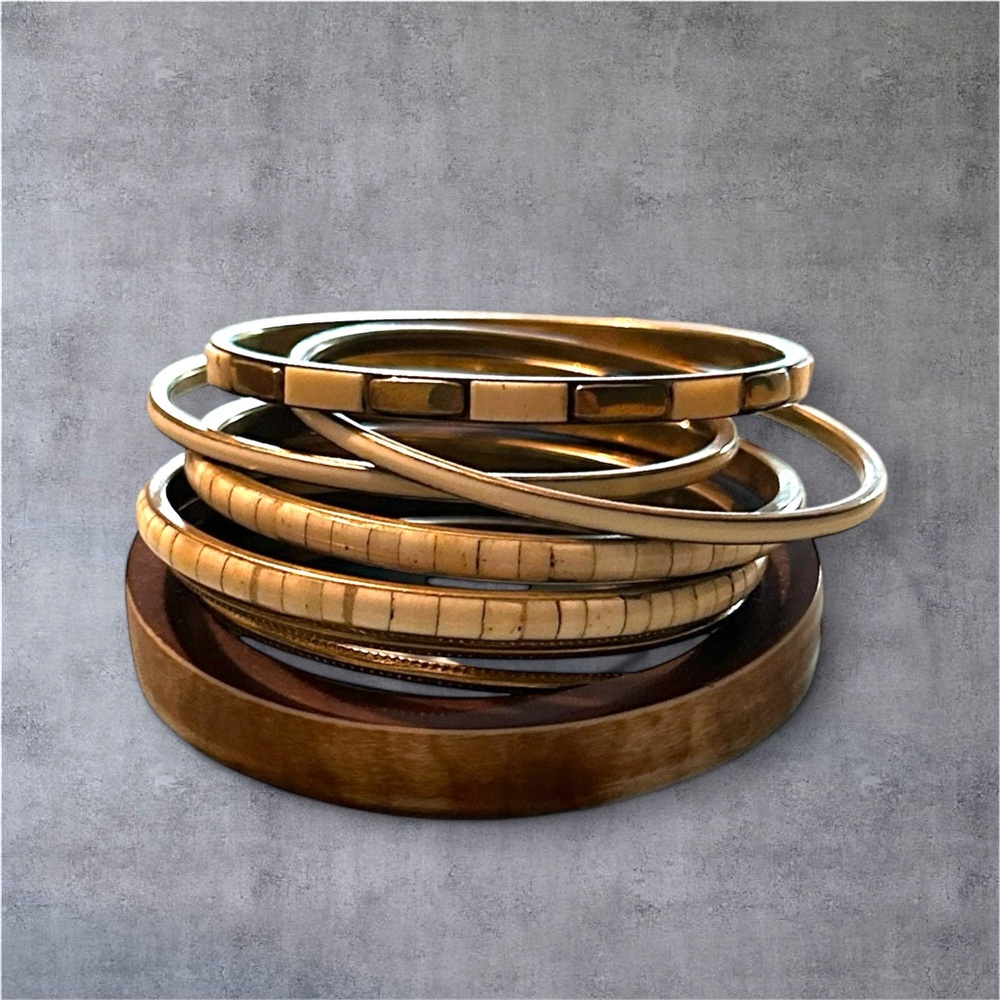 Vintage Chico’s wood and enamel bangle stack